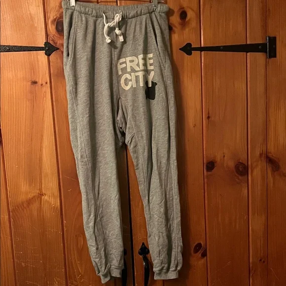 Freecity Sweatpants - Picture 1 of 6